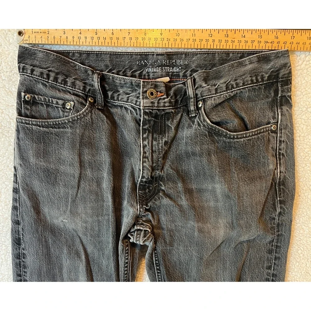 Banana Republic Vintage Straight Jeans Mens 34x32 Faded Black Distressed Denim
